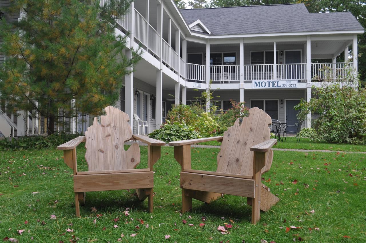The M-22 Inn Glen Arbor Luaran gambar