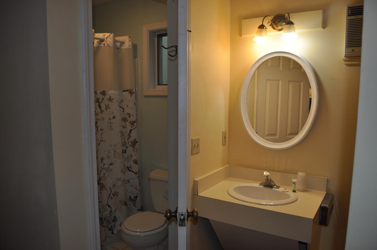 The M-22 Inn Glen Arbor Luaran gambar