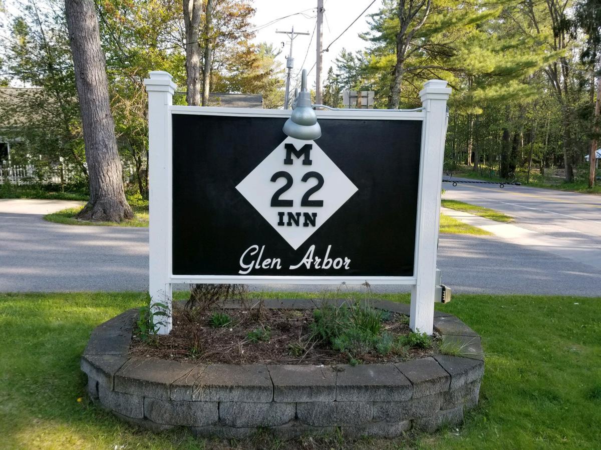 The M-22 Inn Glen Arbor Luaran gambar