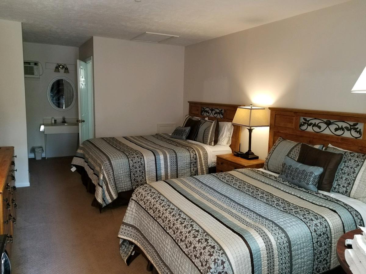 The M-22 Inn Glen Arbor Luaran gambar