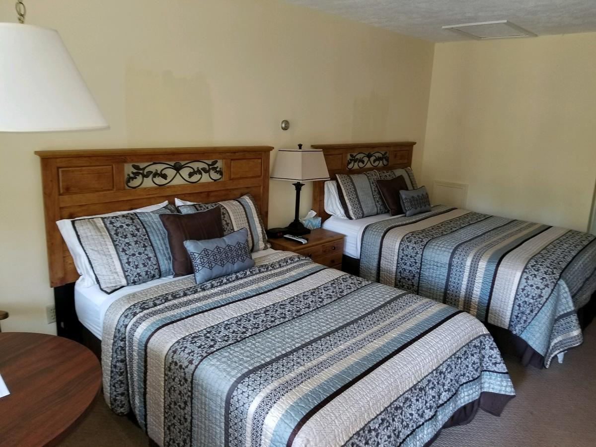 The M-22 Inn Glen Arbor Luaran gambar